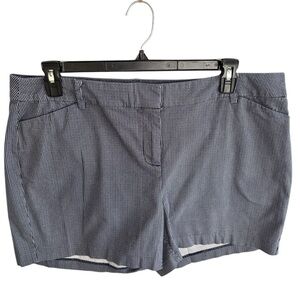 Lane Bryant Women's Plus Size 16 Bermuda Shorts Cotton Blend Navy White Striped